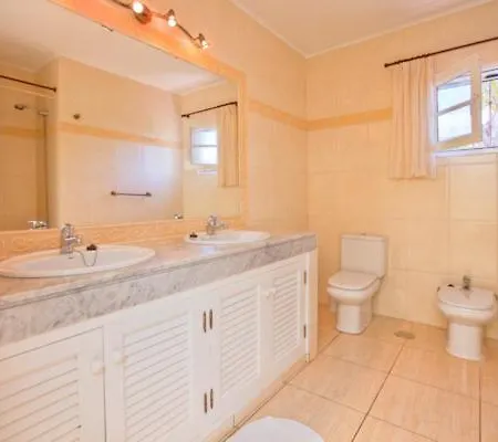 Willa Casa Carmeno - 3 Bedroom - Heated Pool - Hot Tub - Short Walk To Beach